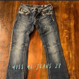 Miss Me jeans boot cut size 27. Never worn